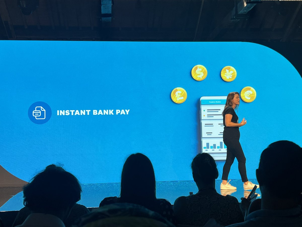 Very exciting <a href="/Anna_Curzon/">Anna Curzon</a> and @xero! 👏 to Anna for getting in “automagically” for the first time at this #Xerocon !

Instant Bank Pay is sure to make getting paid much easier!