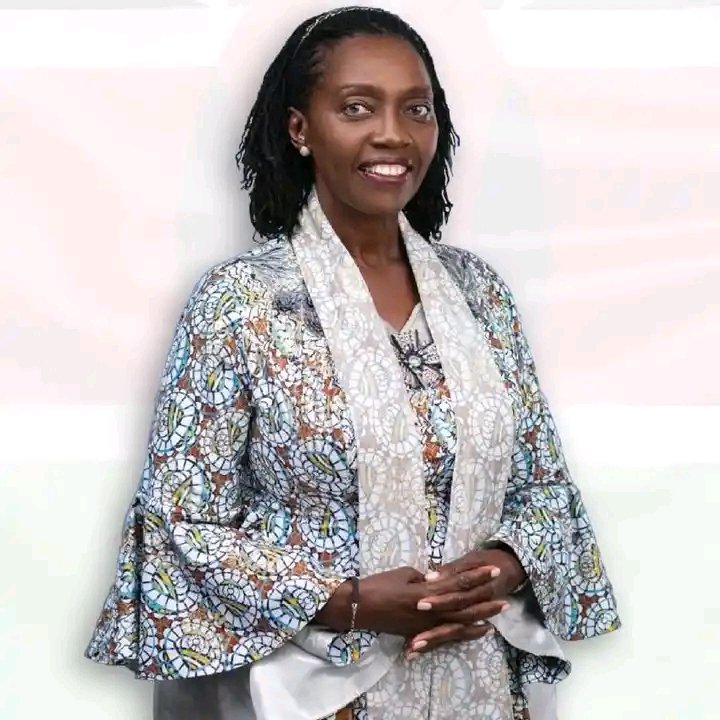 We Cant Wait for our  Deputy president of The Republic of kenya. Her excellency Martha Karua. 
#DeputyPresidentialDebate2022 
#AsanteMartha  @InawezekanaKe 
@RogyannChloe  @MsupaBesh