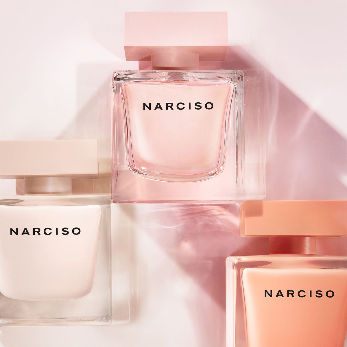 Marvimundo's tweet photo. Qué aroma NARCISO es el tuyo?
🤍 La adicción empolvada de NARCISO poudrée
🤍 la luz radiante de NARCISO cristal
🤍 la calidez seductora de NARCISO ambrée
Descubre todas las fragancias en nuestra web🔗
#Marvimundo #Marvilovers #NARCISO #narcisorodriguezparfums #parfum https://t.co/HmvKgaABrS