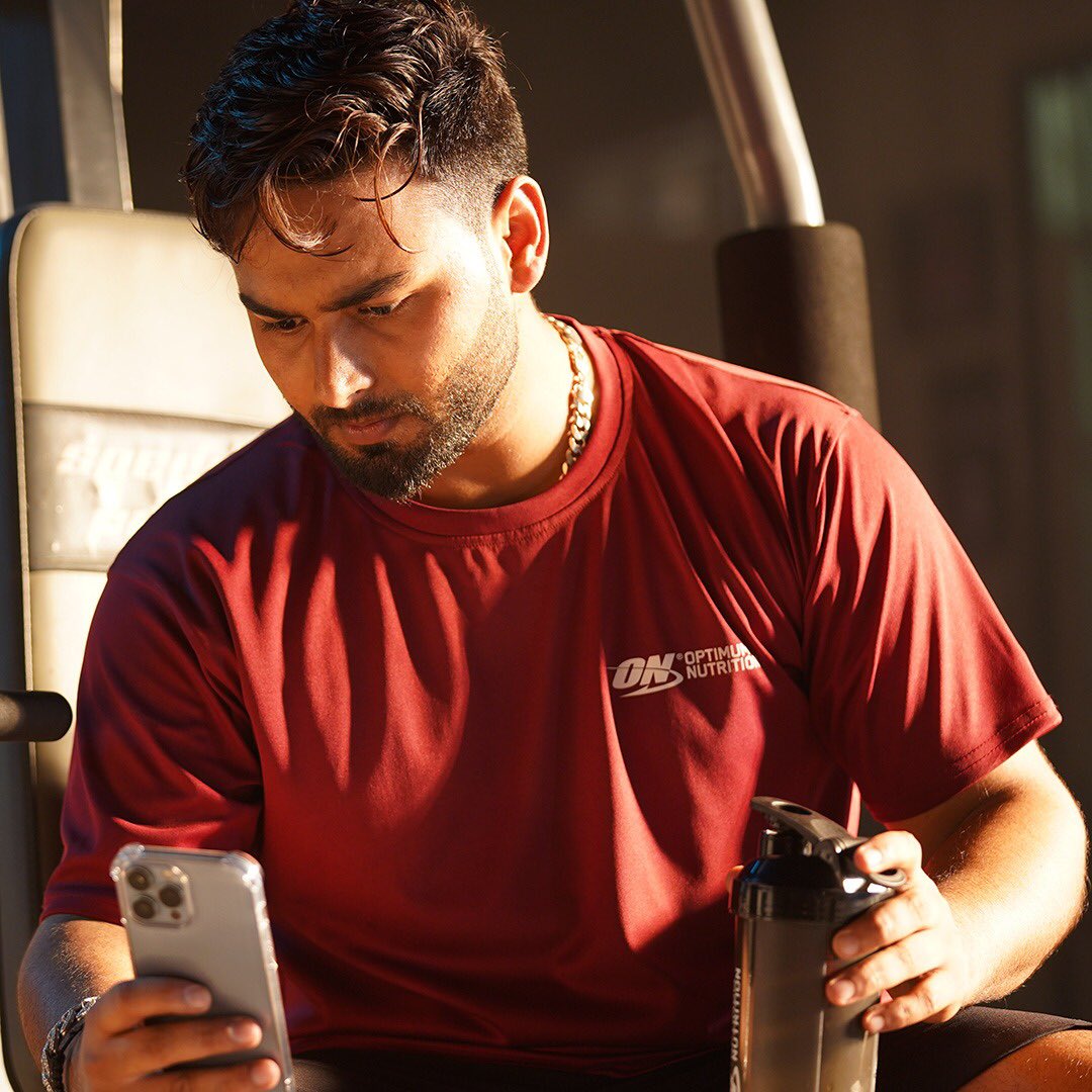 RishabhPant17's tweet photo. My recovery partner..
.
.
.
.
#optimumnutrition
#OptimumNutritionIndia
#ONIndia
#RP17
#RP_ON
#ad https://t.co/2p6HB0TVEZ
