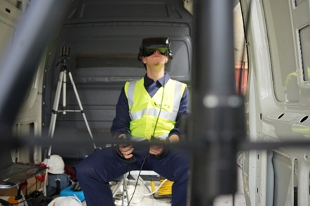 ves_robotics's tweet photo. Validation experiments have been successfully conducted in exterior environments! So close to getting that high TLR  @NetworkRima  #Robotics #UAS #VR https://t.co/3bRGaQB0AR