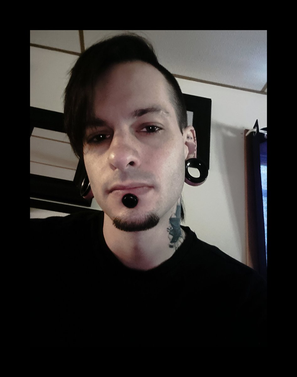 Pup_Tiro's tweet photo. Tired as fuck, heading out to work. Have a good day everyone 🤘
.
.
.
#bodymodification #bodymods #alternative #stretchedlabret #tattoos #inked #inkedboy #piercings #instagay #gay #gaytwink #gaypride #lgbtq🌈 #gayguy #gayboy #satanist #hotguys #model #altmodel #twink #onlyfans https://t.co/Qs9eGSdI8I