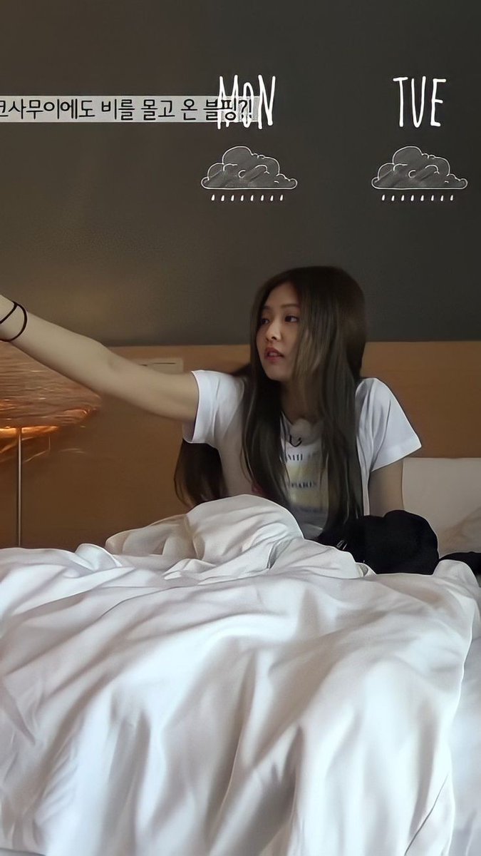 JENNIE ALLIANCE 🧛♀️ tweet media