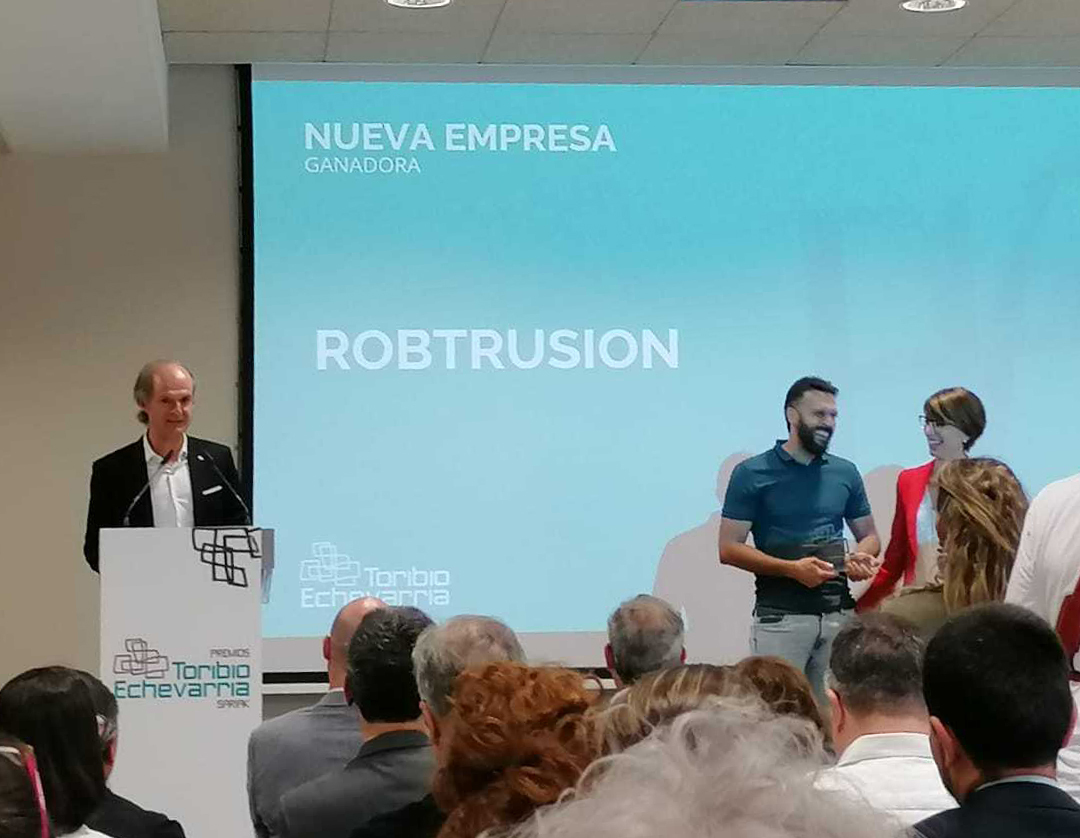 Elkargi_SGR's tweet photo. 🔝Hoy el foco está en @Toribio_sariak
🚀 las Startups como eje importante del ecosistema empresarial 🚀
#Elkargi ha financiado, financia y financiará el emprendimiento
#Sariak ‘Nueva empresa’ #Robtrusion
by @BICGipuzkoa @grupospri @EkoGarapena https://t.co/oHmqCo0Om6