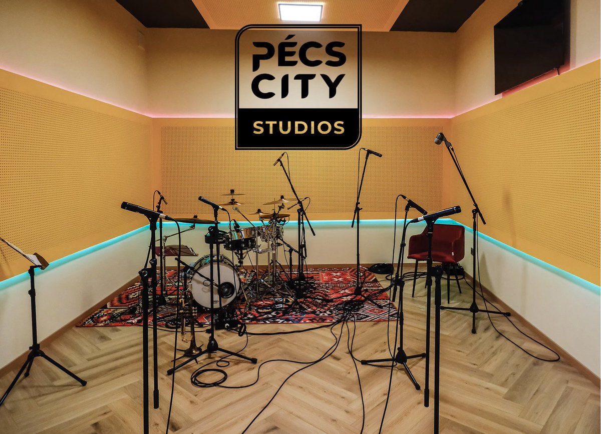 city_pecs's tweet photo. Our studio is ready for your recording session! 🎙🎧 🎚Reach out to us and make your booking today!🤝
#musicrecordingstudio #musicstudio #recordingstudio #pécscitystudios https://t.co/0qfvgRhlnz