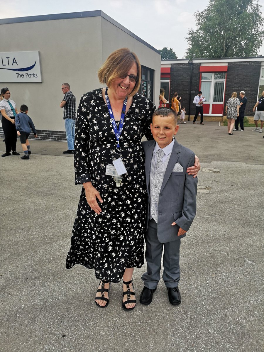 sazmarrow's tweet photo. @DeltaTheParks year 6 prom 2022 https://t.co/JUp6s81Zrd