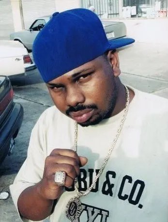 Happy heavenly birthday to the legendary DJ Screw  