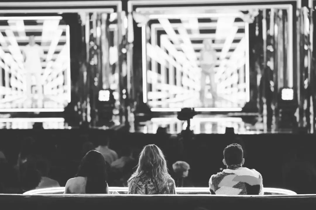 Dancing with Myself by Shakira tweet media