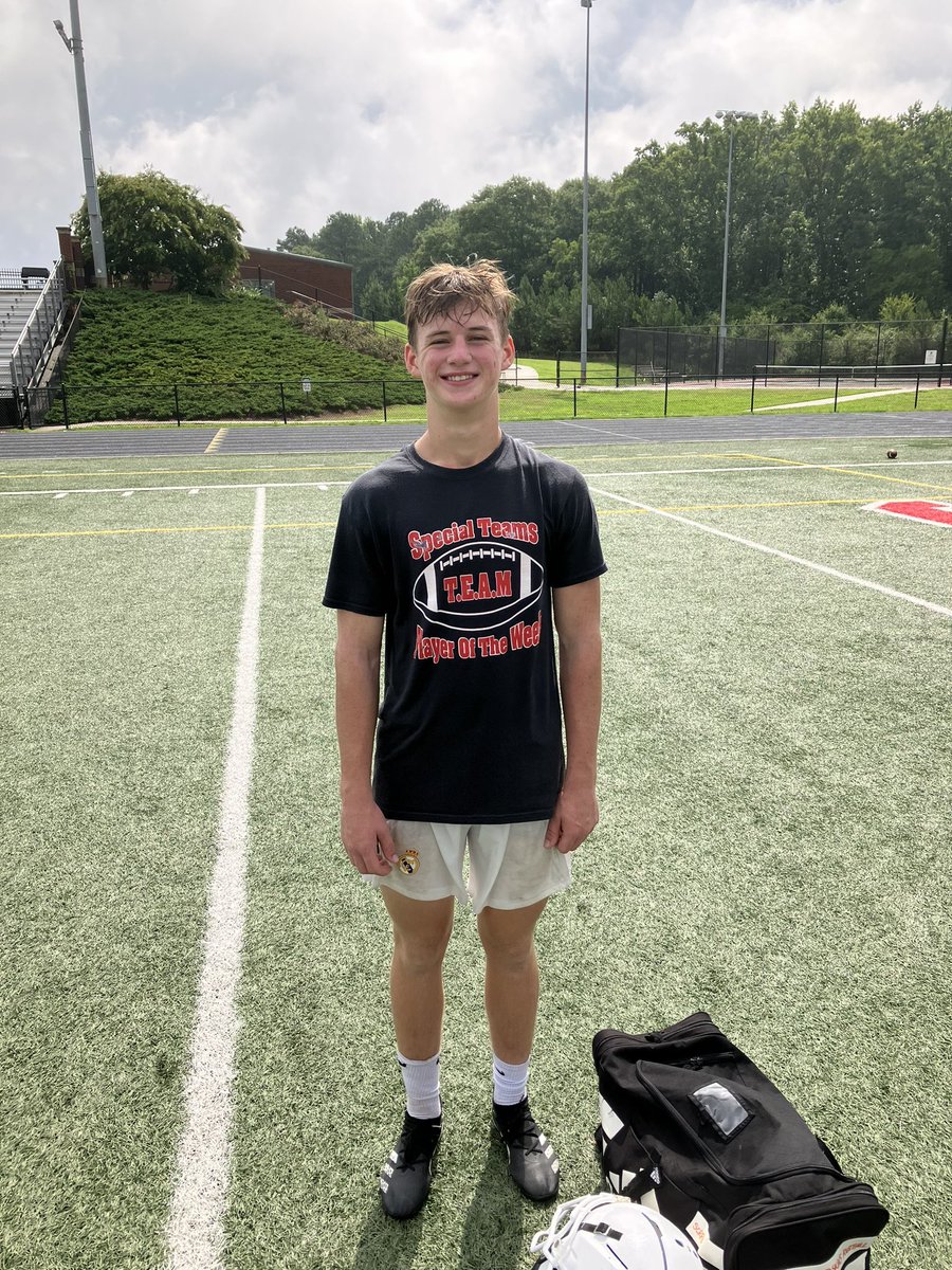Our lifter of the day is rising sophomore Kicker/Punter, <a href="/PrestonGuy8/">Preston Guy</a>. Great off season and looking forward to seeing him in action this Fall.
#LIVEtheSTANDARD