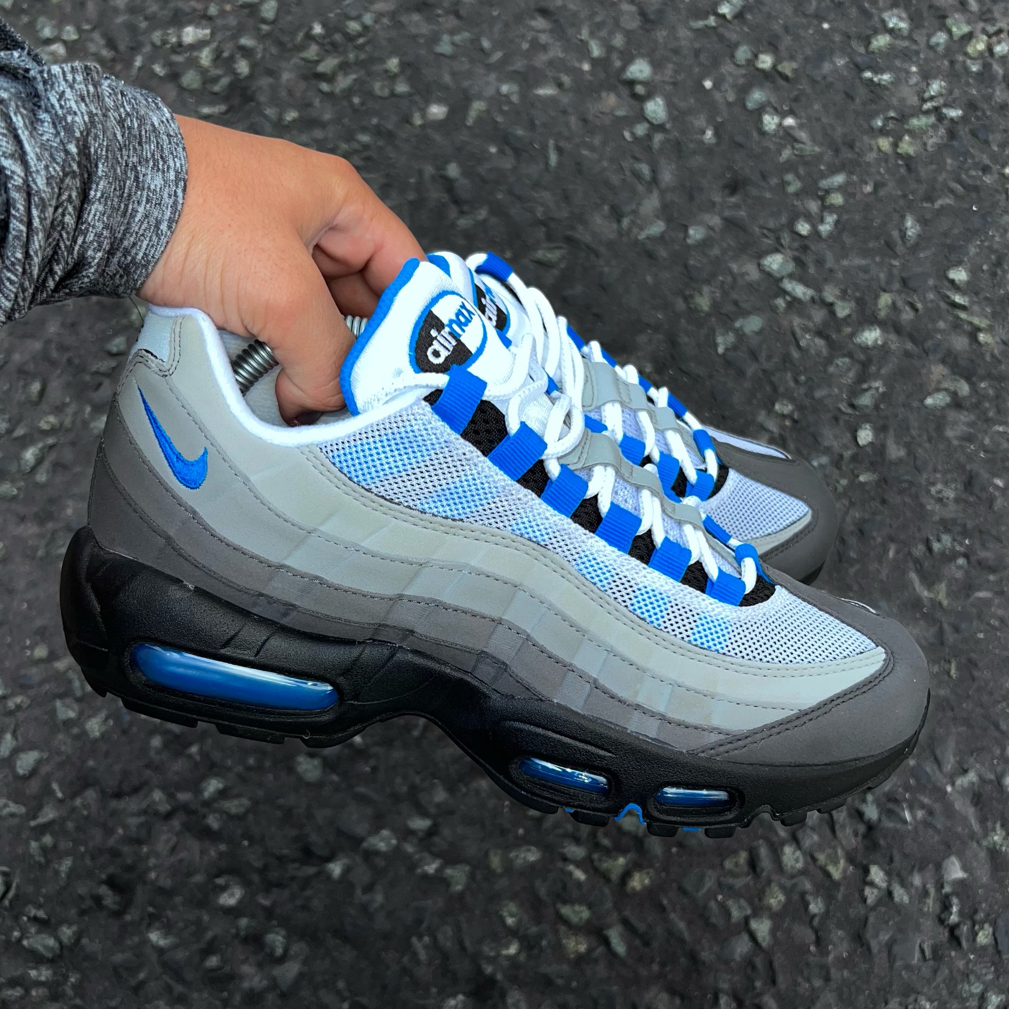 teal blue air max 95