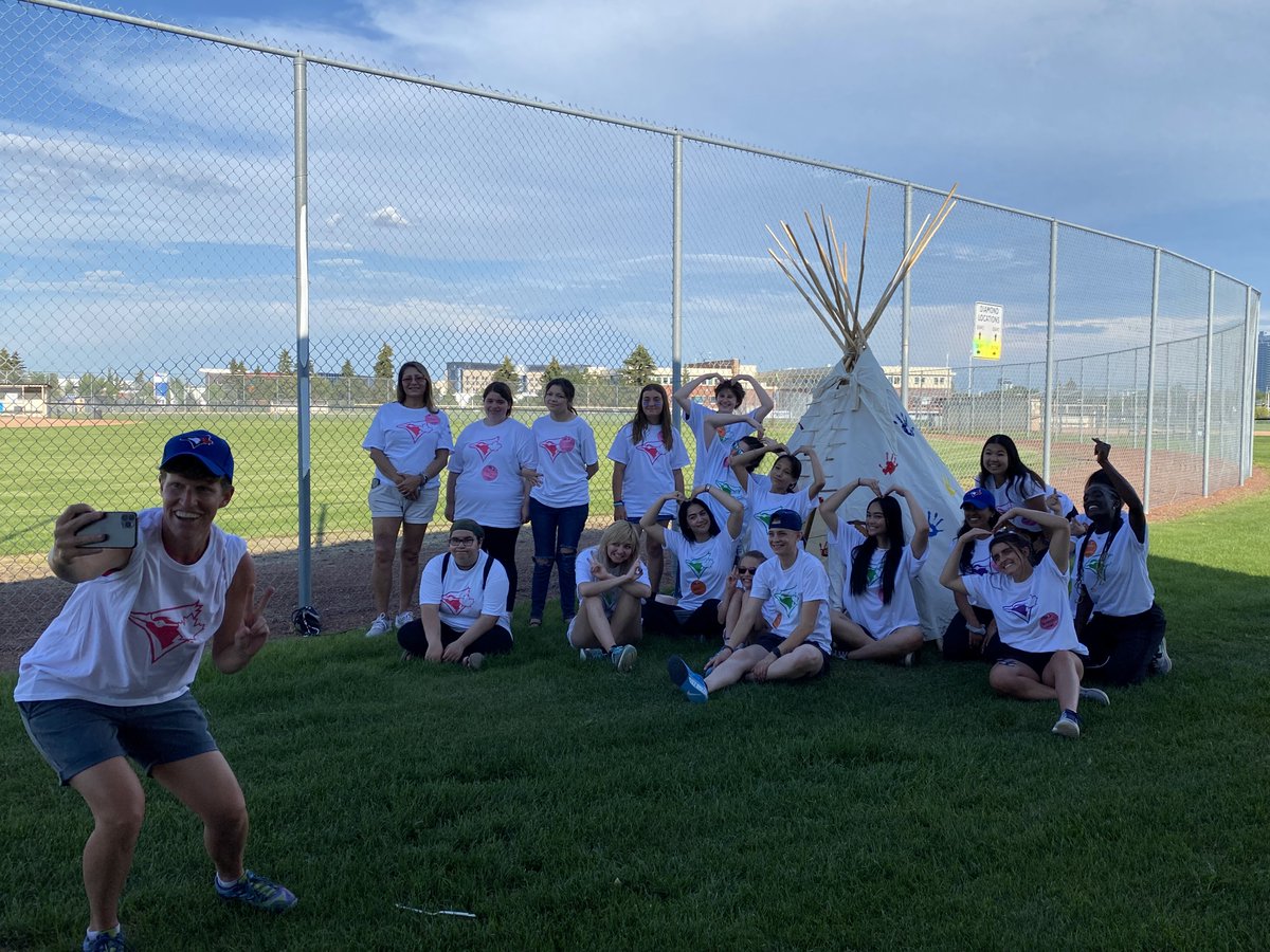 The next stop on the <a href="/JaysCare/">Jays Care Foundation</a> Cross Country Celebration took us back out west to Alberta! 🍁

We proudly held 17 events, and delivered a variety of programming to nearly 500 children in local community partners across the province! 

#BlueJaysCommunity