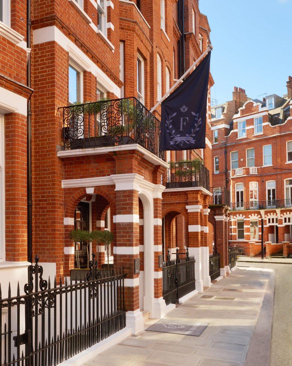 Roche Communications tweet media