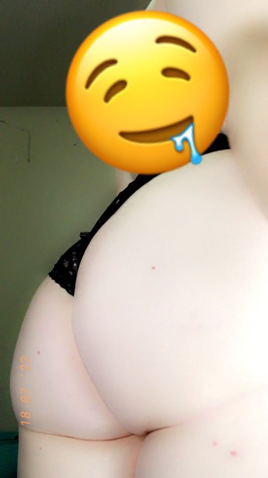 Who trying to give me some booty rubs ?   Check out my links to see more of me https://t.co/JsxgogrL2V<a href="/tag/bbw"class="tags"><span>#bbw</span></a><a href="/tag/pornhub"class="tags"><span>#pornhub</span></a><a href="/tag/onlyfans"class="tags"><span>#onlyfans</span></a><a href="/tag/paidcontent"class="tags"><span>#paidcontent</span></a>