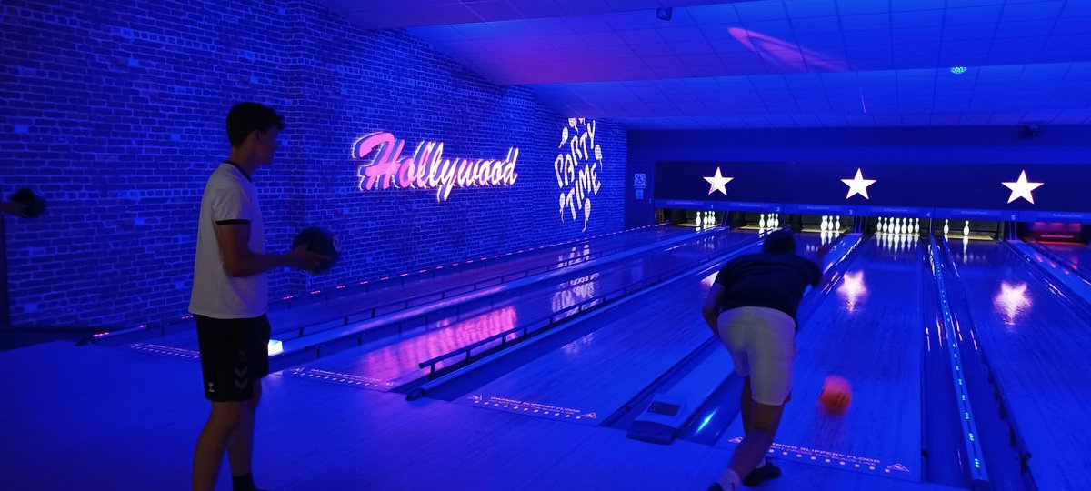 PangCollCCF's tweet photo. #PangCollCCF On Monday, due to the heat, camp activities were cancelled and alternative plans were made with the cadets heading to see Top Gun Maverick or to the bowling ally. With the cadets enjoying these alternatives and getting out of the heat. #PangCollPerseverance #ECF22 https://t.co/NYGK7ihjvH