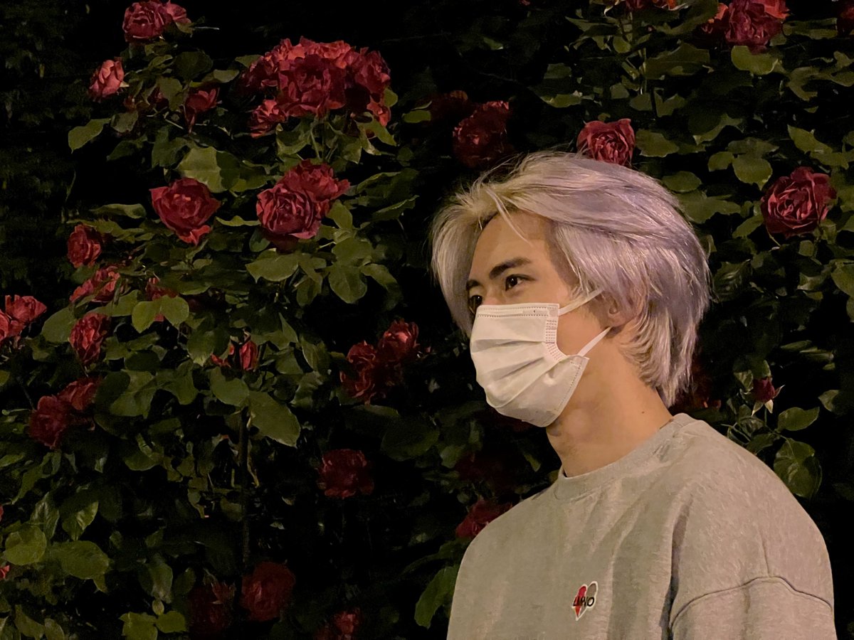 heartyanxn's tweet photo. 220720 yanan update on weibo! 😊 https://t.co/YJ3JuAYpQm