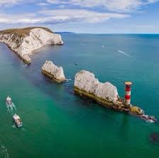 Telecomsengine1's tweet image. Openreach announces it is to roll out full fibre broadband to 45,000 homes and businesses across the Isle of Wight.
#openreach #isleofwight #fibre