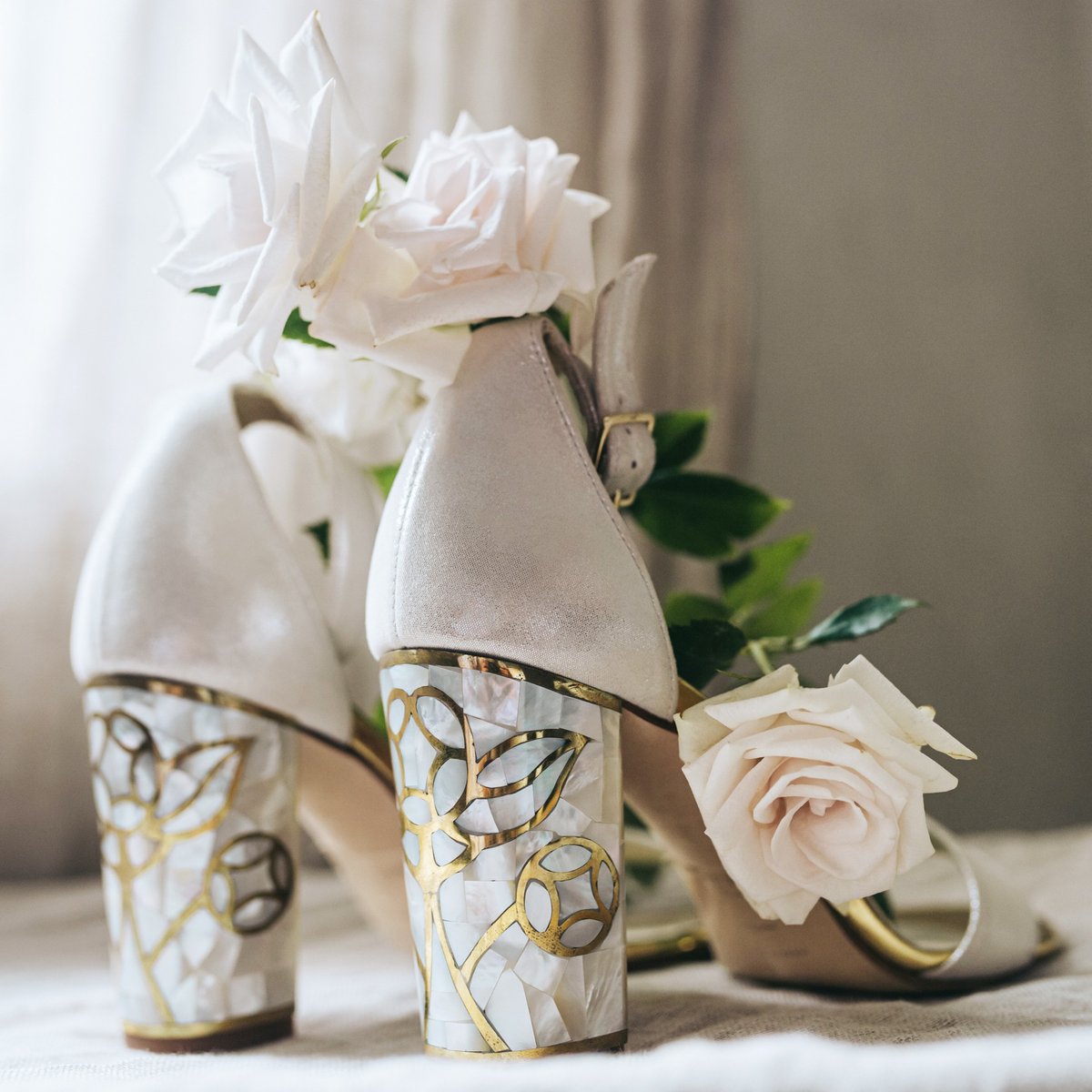 FloridaBrideMag's tweet photo. BRIDAL SHOES
Chunky statement heels at the ready, the newest collections of bridal shoes feature classy block heels and statement detailing. Put your right foot forward and walk down the aisle with a luxe design like these beauties by shoe designer Freya Rose. 
@freyaroselondon https://t.co/pUkGHgHmmh