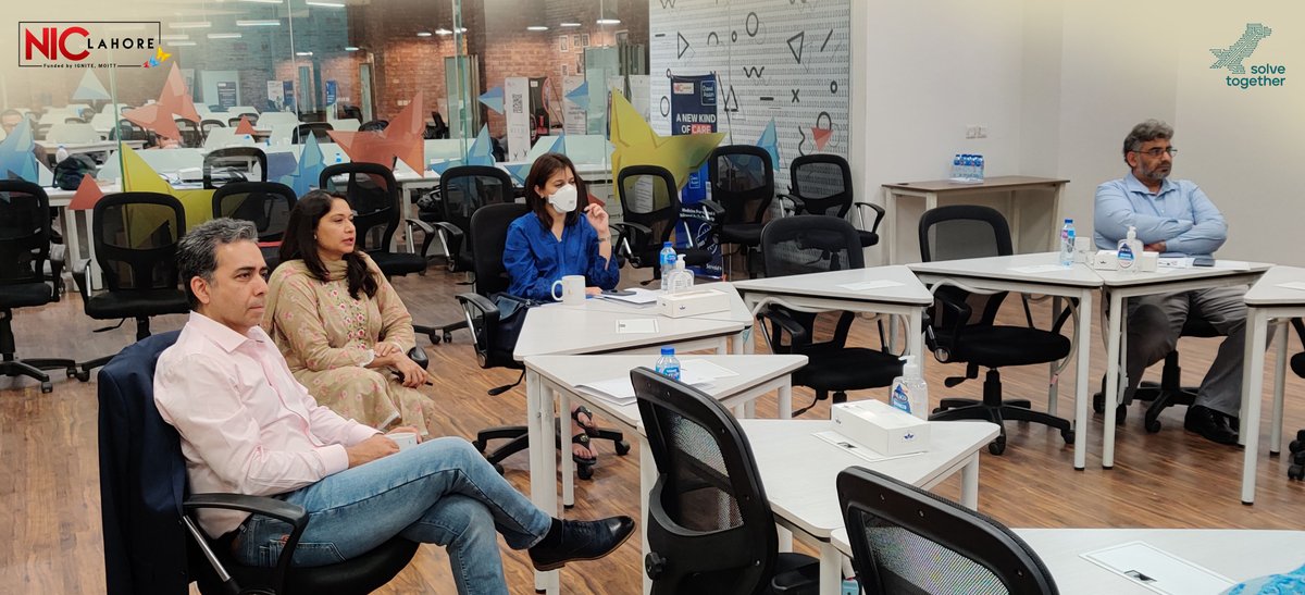 NICLahore's tweet photo. #NICL was visited by team #ShellTameer where they were given a presentation on NICL's achievements & role in the current #startups ecosystem of Pakistan.
The agenda of the meeting was to discuss possibilities for expanding the Shell Tameer project in partnership with the NICL. https://t.co/ureFVNe2dj