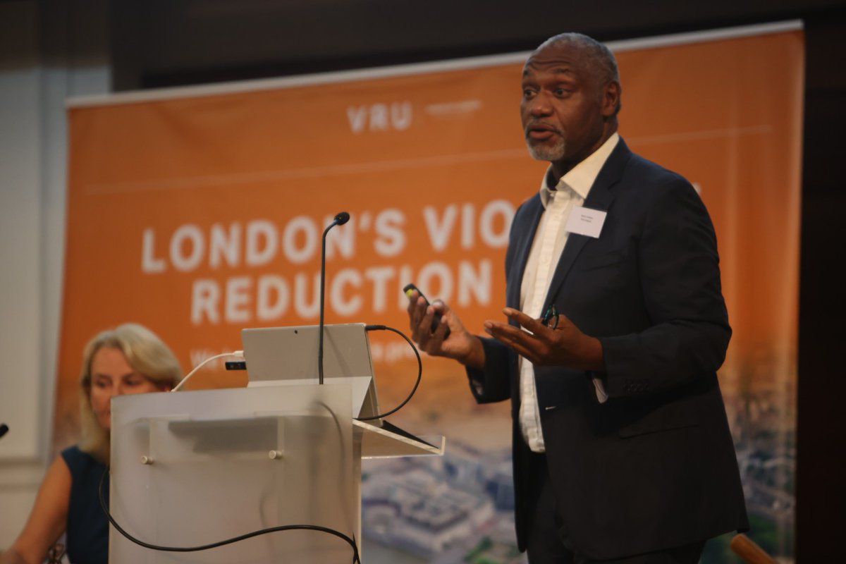 LDN_VRU's tweet photo. Powerful conversations in our VRU conference, Reducing violence across London: Progress, Plans and Partnerships. Lots of fantastic contributions so far from @nathanielpeat @BCWLindsay @maureen0207 @GLFoundation_ @martinpgriff and our young people
#VRULetsTalk https://t.co/wtNgNXbWdz