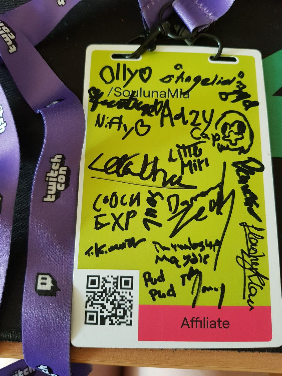 SoulunaMia tweet media