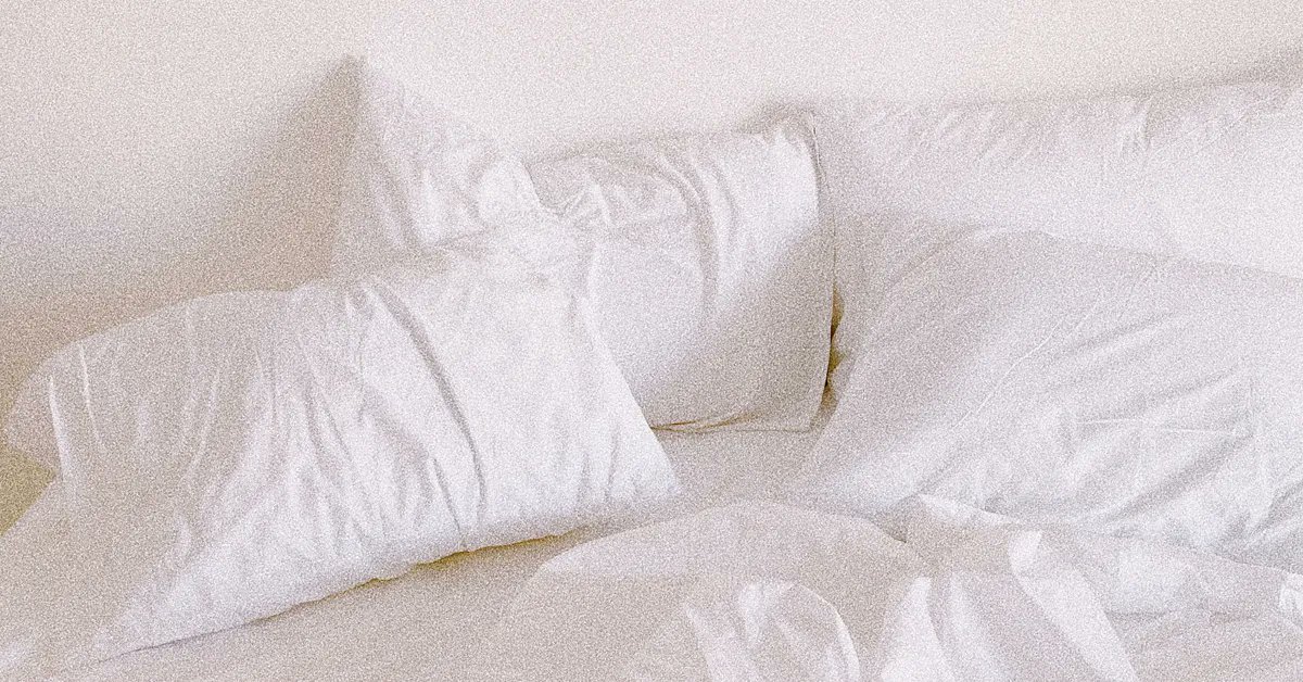 YaleIMed's tweet image. In new @YaleMed study, ertugliflozin reduced sleep apnea in #diabetes patients. 

Learn more: pubmed.ncbi.nlm.nih.gov/35596030/

#YaleEndocrinology