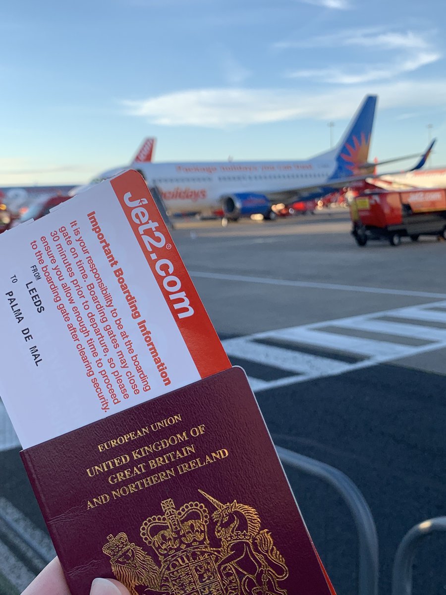 Jet2tweets tweet media