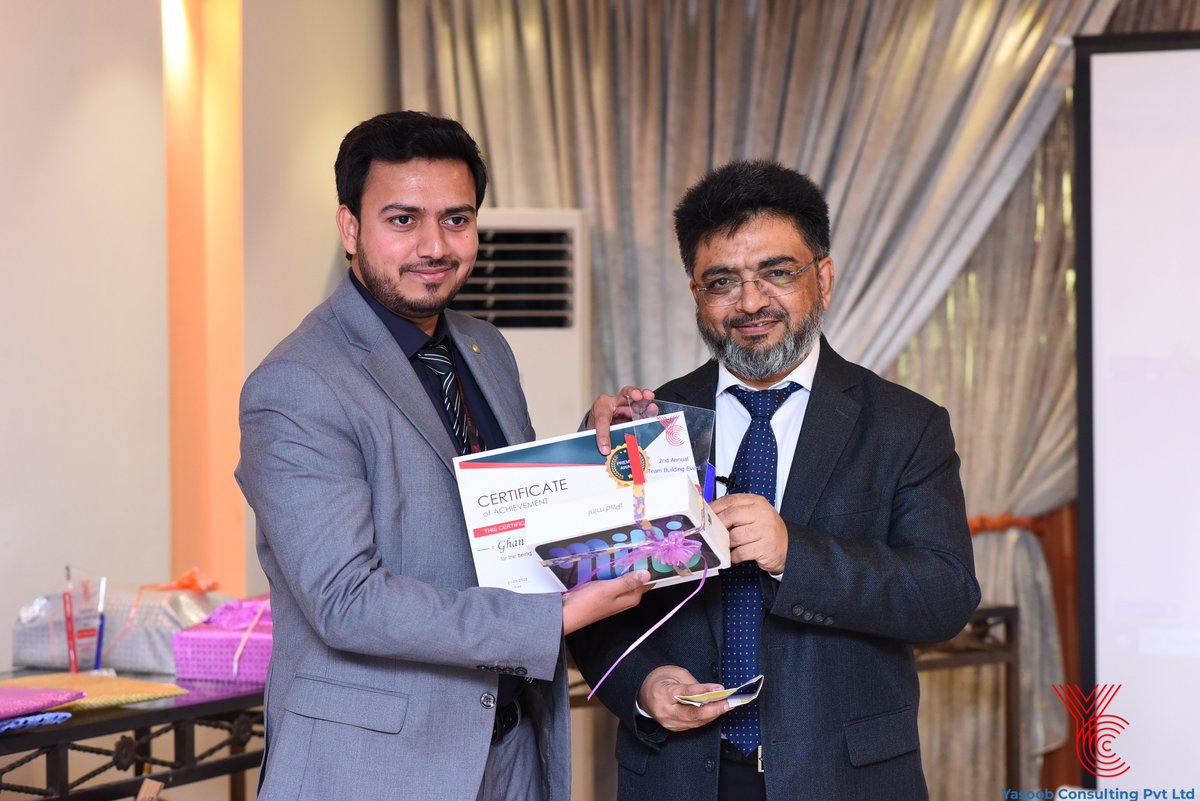 Yasoob_official's tweet photo. Ghani, for your passion, tenacity, and stylish suit, we'd like to award you with three awards to recognize all the hard work you do. Thank you!

Visit: https://t.co/ZVkCu0hMtC

#Yasoobconsulting #WeAreHiring #ERPWorld #ERPImplementation #Dynamics365Finance #dynamics365commerce https://t.co/z3umtVl4Io
