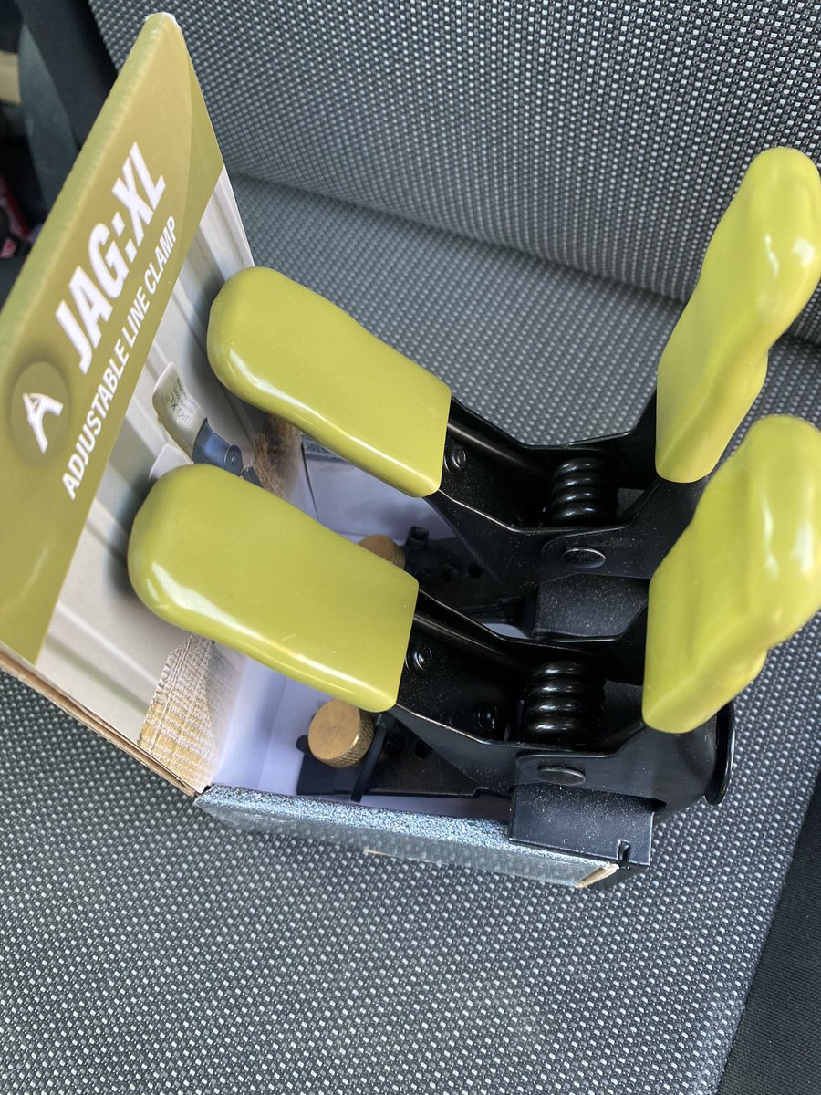 CHGtrowel63's tweet photo. Thank you to @jagclamp for sending a sample to show the @LeeMarleyLMB apprentices and let them use them. #support https://t.co/K8HjCVTAeD