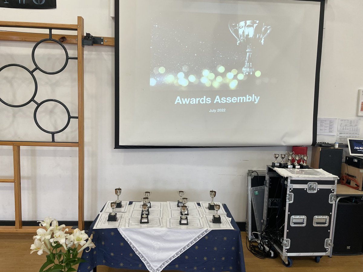 So proud of all our Award Winners in today's #LearningWithoutLimits Awards Assembly <a href="/Andreacurran15/">Andrea Curran FCCT</a> <a href="/svpprimary/">Stockbridge Village Primary</a> <a href="/SVPEYFS/">SVP nursery & rec</a> #excellence #subjects