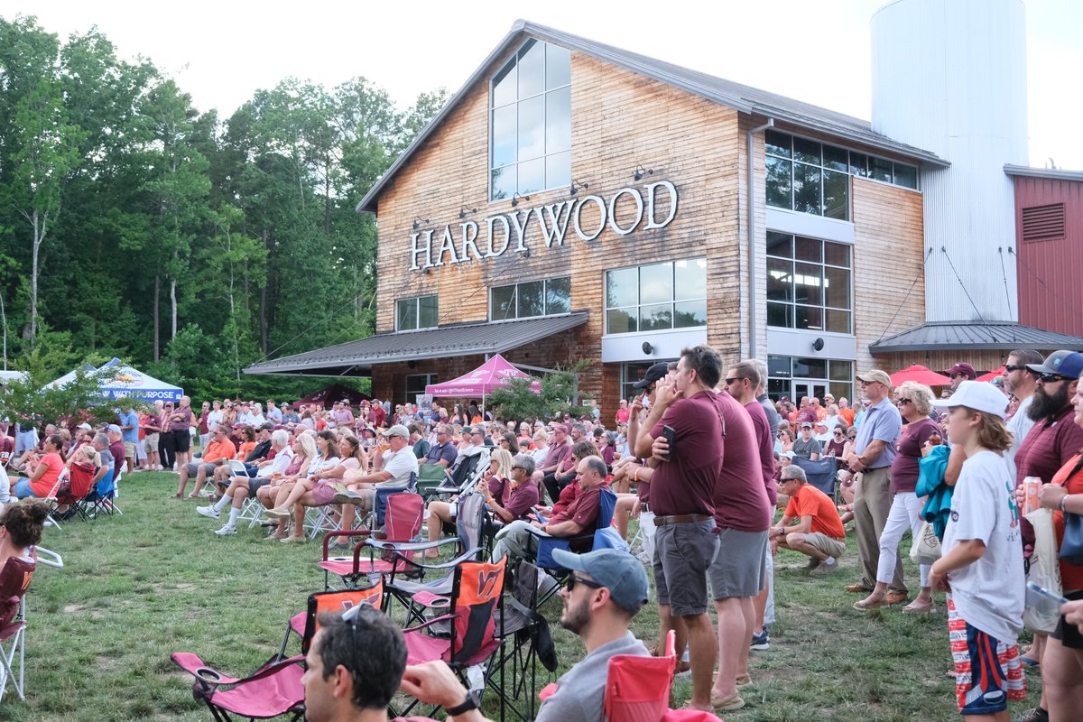 Thanks to everyone who came out to celebrate #VT150  and #AllHailtoThee at <a href="/Hardywood/">Hardywood Brewery</a>! It was amazing meeting so many #Hokies from all over. Here's to the next 150 years of the Hokie Nation! 🦃🍻

See more photos ➡️bit.ly/3RJXL2W

<a href="/VT_alumni/">Virginia Tech Alumni</a> <a href="/virginia_tech/">Virginia Tech</a> <a href="/rvahokieclub/">Richmond Hokie Club</a>