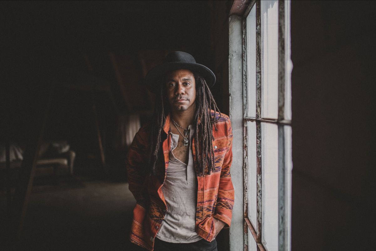 Canadese singer-songwriter Julian Taylor introduceert zijn aanstaande nieuwe album ‘Beyond The Resevoir’ - mailchi.mp/d3d9dc157e9f/c…