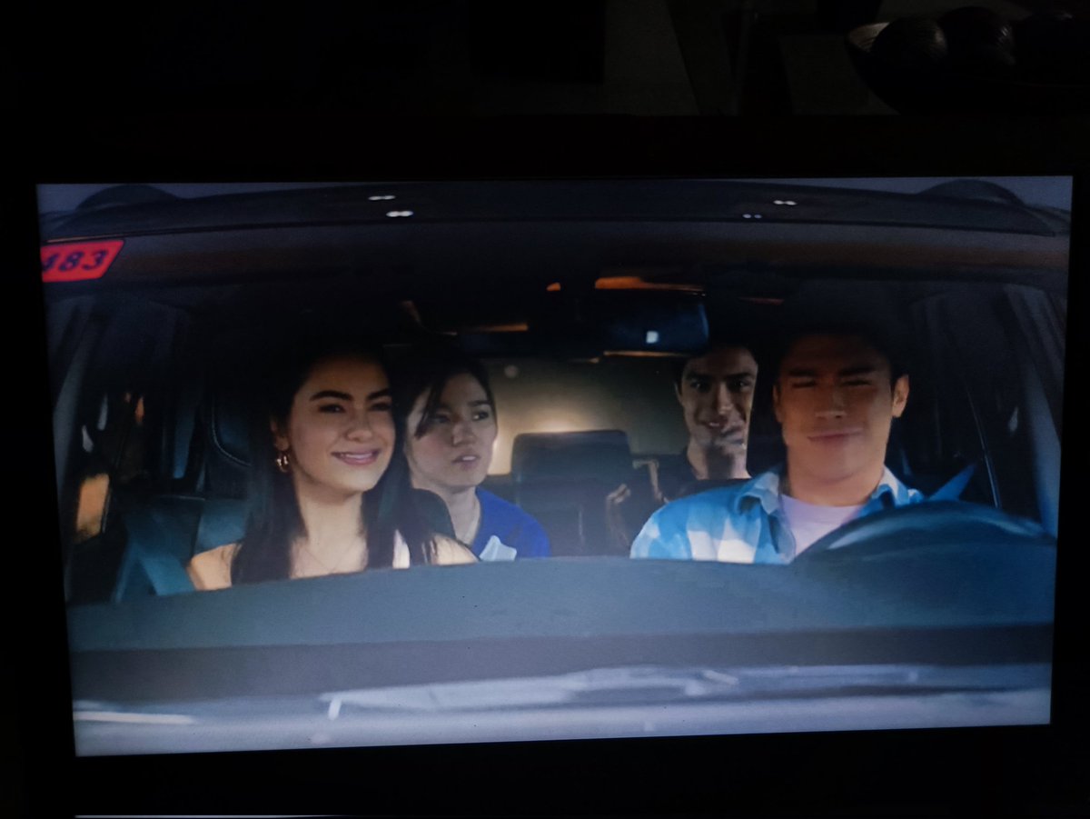 _DoniBil_'s tweet photo. THE PALUSOTS OF RANDALL AND KIM🤣

#HesIntoHerSeason2 
#HesIntoHerS2E14 
#RandallandKim 
#MaxandDeib https://t.co/04PoxpoTTw