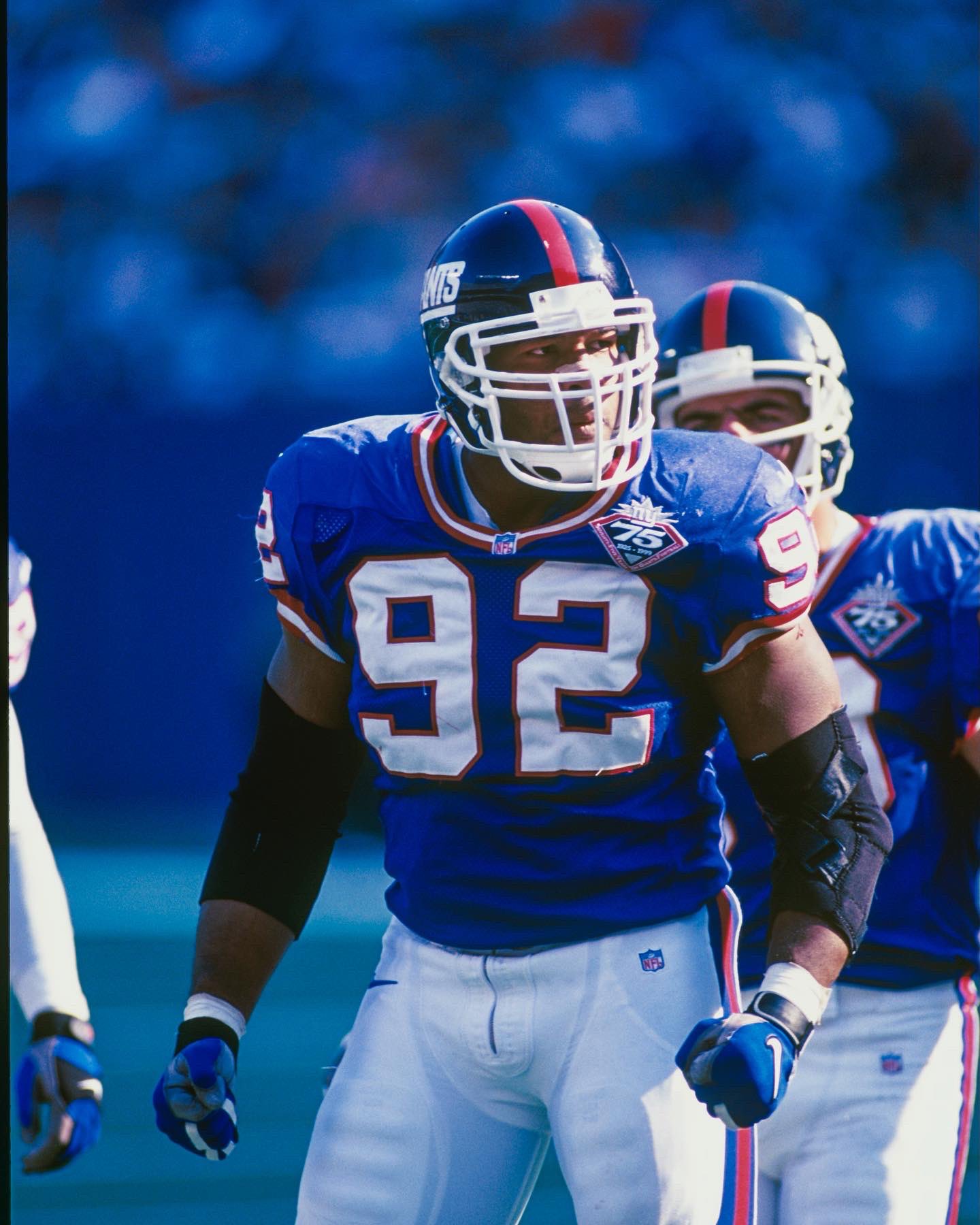 Michael strahan throwback jersey 2025