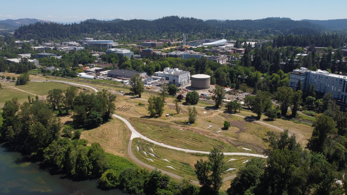 University of Oregon tweet media