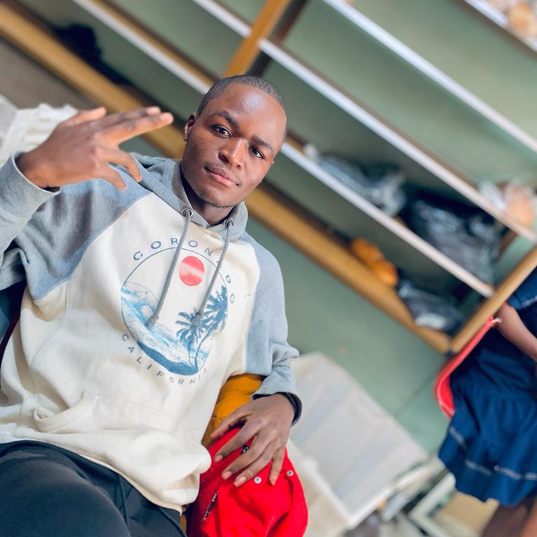 davistyna's tweet photo. #NouvellePhotoDeProfil https://t.co/R5SYIsGi0U