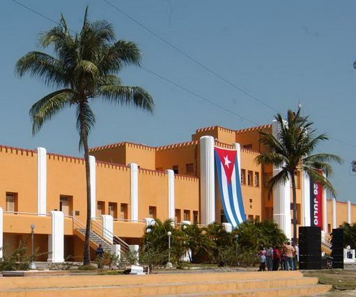 ChuchyMedina2's tweet photo. Los Educadores en #PinardelRío arribamos a este #26julio garantizando resultados satisfactorios en los servicioes educacionales,#Cuba #CubaViveYTrabaja #26deVictorias https://t.co/GoEjPDrNID