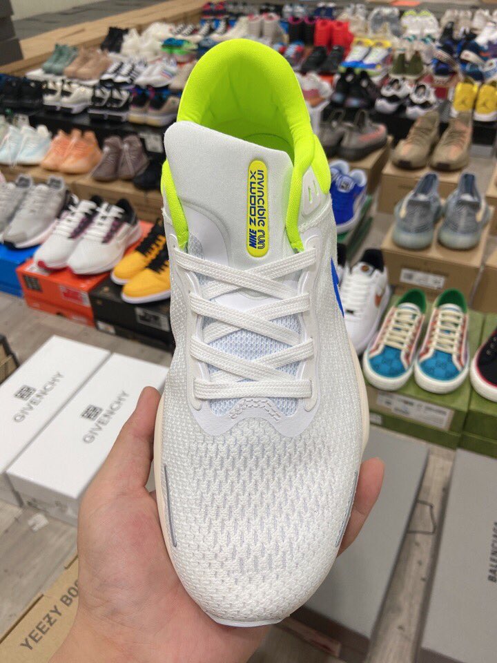 CornaroRachel's tweet photo. 耐克Nike ZoomX Invincible Run FK 春夏季跑步鞋 https://t.co/soO0pGpcHz