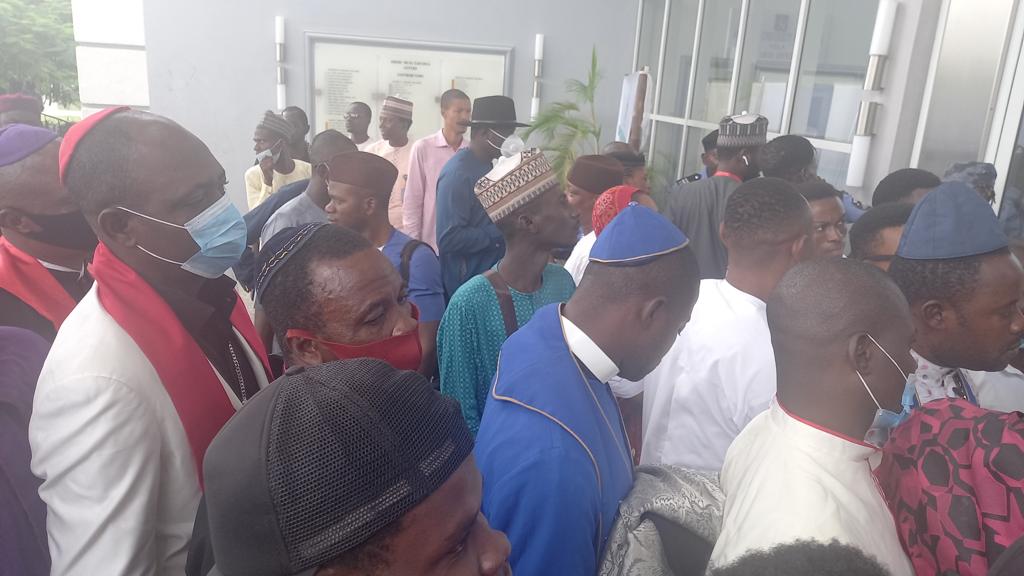 Muslim-Muslim Ticket: Tinubu's Camp Hires ‘Unknown Bishops’ To Venue Of Unveiling of Kashim Shettima As Running Mate | Sahara Reporters bit.ly/3B58fEi