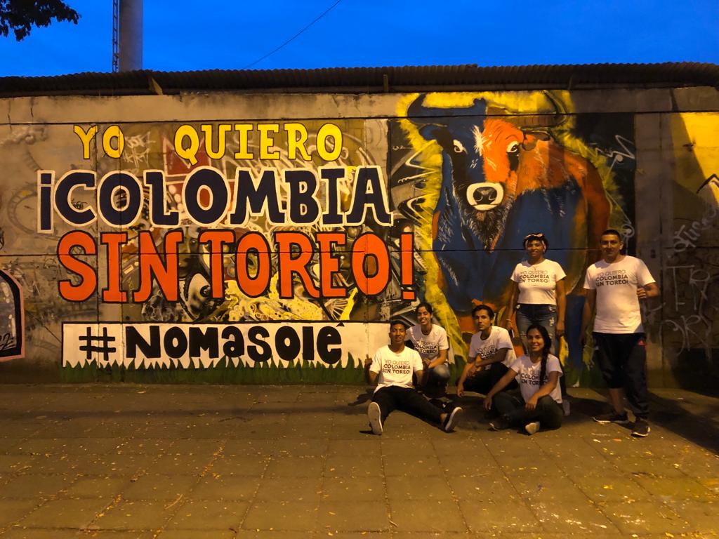 defensanimal's tweet photo. #AlCongresoLePido: ¡Detengan la violencia taurina!
Con esperanza, confiamos en que el nuevo Congreso  colombiano prohíba las prácticas taurinas en el país.
#ColombiaSinToreo 
@JuanKarloslos @COLSinToreo @AlfreMondragon @ArielAnaliza @DuvalierSanchez https://t.co/NKoA8b7HLR