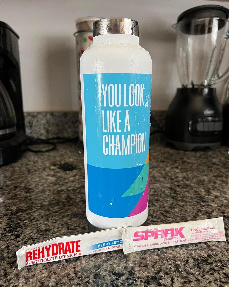 This humid, hot #Florida weather can make you dehydrated and tired, so I take my #advocarerehydrate mixed with #advocarespark to combat those things. 

My.Advocare.com/2500007769

#advocaresummerremix #advocarelife #advocaredistributor