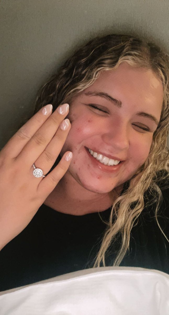 taryn corwin tweet media