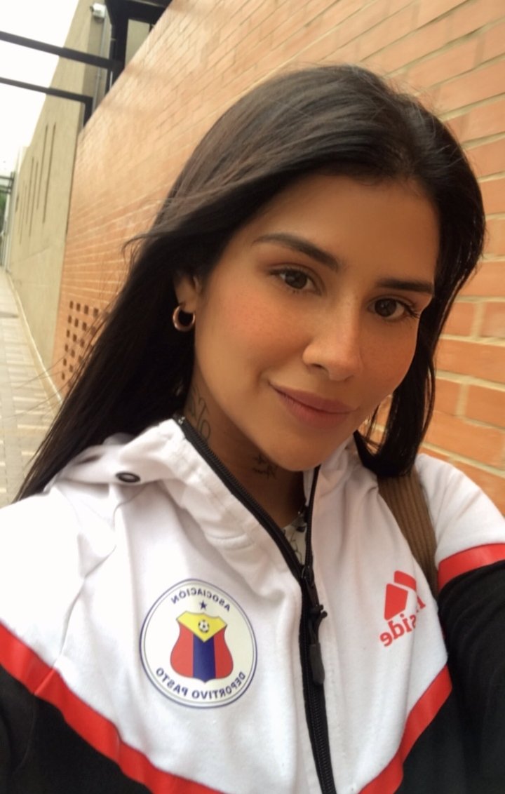 El Fantasma de la B tweet media