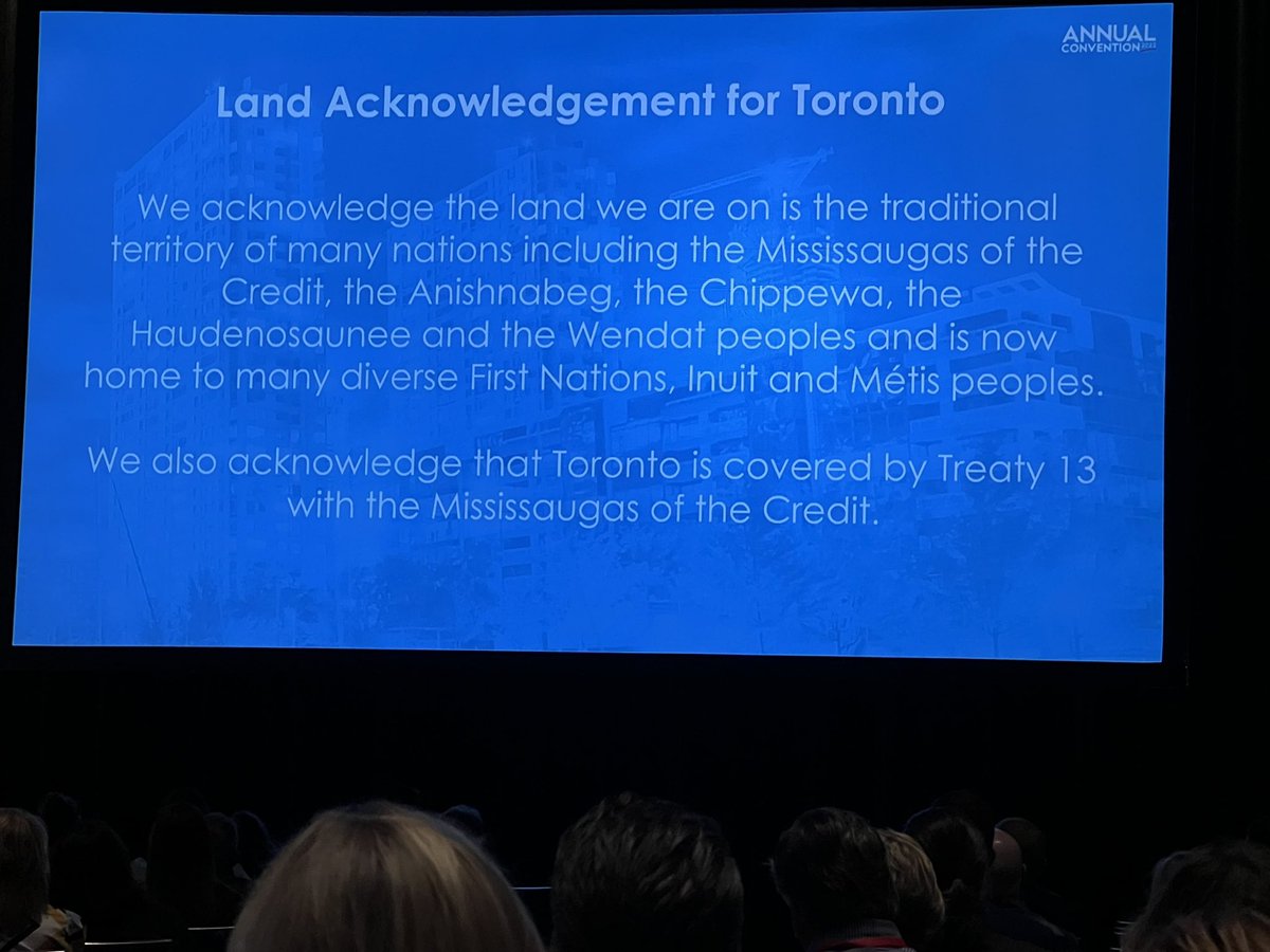 EBee74's tweet image. Very well done Canada, honor native and First Nations forefathers. #AC22Toronto