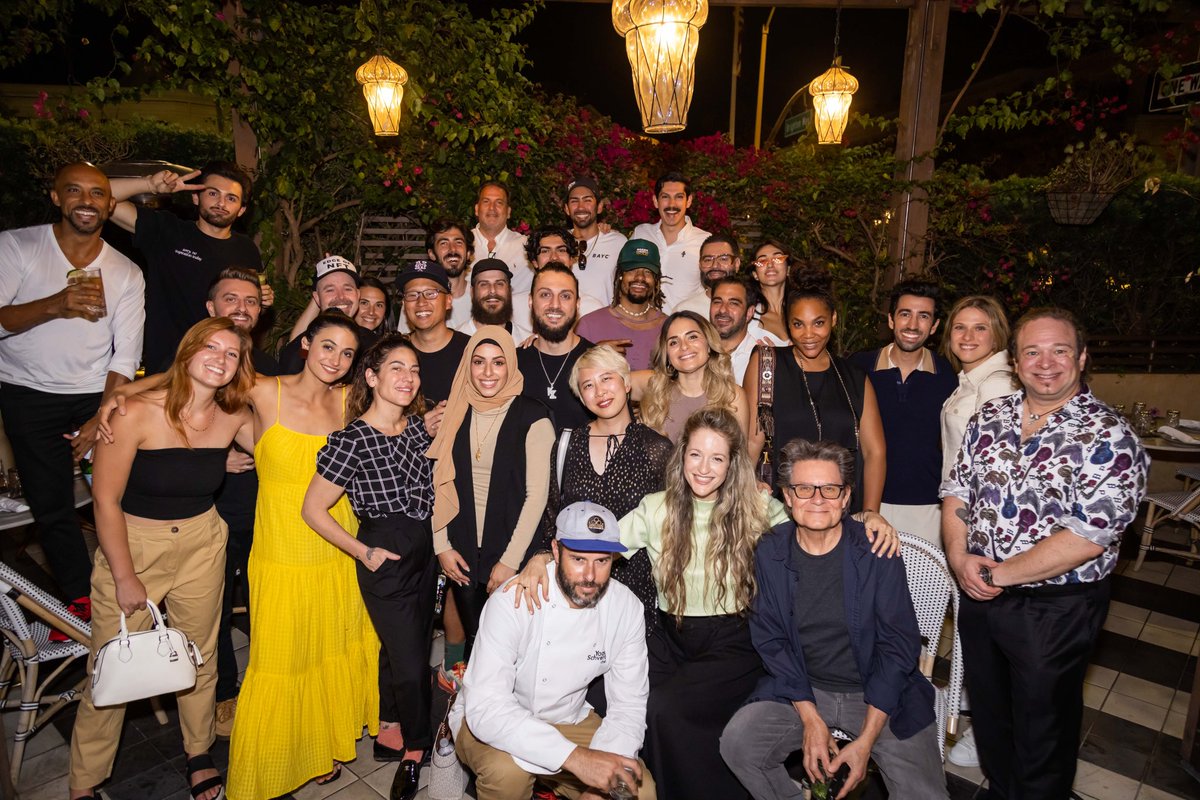 I love connecting people. See the faces behind the PFPs &amp; hug IRL 🤗 
This one is for the builders 🥂
<a href="/davidbianchi/">DAVID BIANCHI</a> <a href="/JulianGilliam/">LOGIK</a> <a href="/CoolmanUniverse/">Coolman's Universe</a> <a href="/SolanaPrincess/">👑 SOL PRINCESS 🛡️</a> <a href="/Youshaei/">Jon Youshaei</a> <a href="/LindseyByrnes/">Lindsey Byrnes</a> <a href="/WillLexHam/">Will Lex Ham (📍Everywhere)</a> @hijabiqueensnft <a href="/iamscottpage/">Scott Page</a> <a href="/AdrianaArce_/">spicymami</a> <a href="/joshkriger/">JK</a> @EdgeofNFT