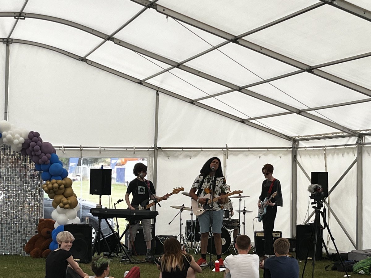 Gripweed1's tweet photo. #FinhamParkLife absolutely smashed it at #FinhamFest - what a way to end the day 🤘🏻🙌🏼 https://t.co/F8c8nKJIbK