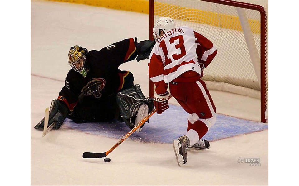     happy birthday to the goat Pavel datsyuk 