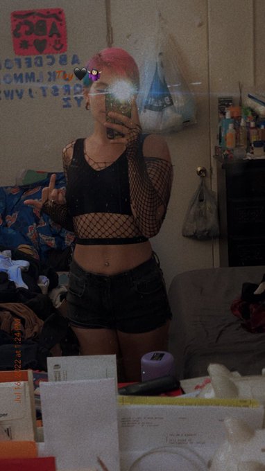 Cum visit my page, might spit in your mouth later, idk 😏 https://t.co/igY4Bw9msn<a href="/tag/newprofilepic"class="tags"><span>#newprofilepic</span></a>