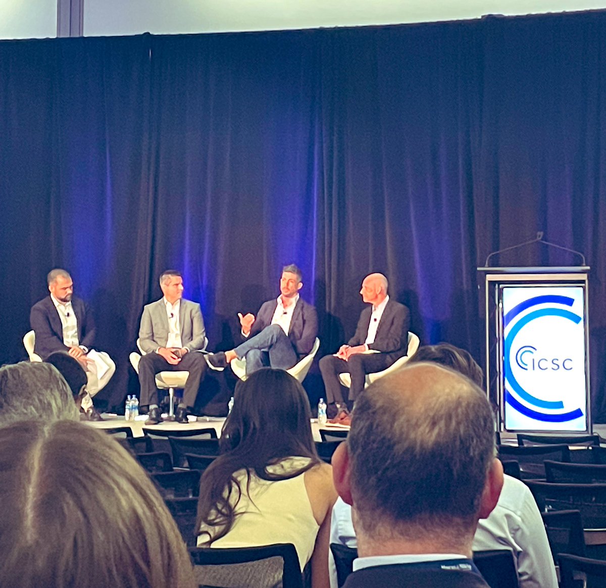 LinearRetail's tweet image. Listening in on the Medtail session this morning at @ICSC @ New England (featuring our SVP of Leasing, Evan Eisenhardt). #icsc