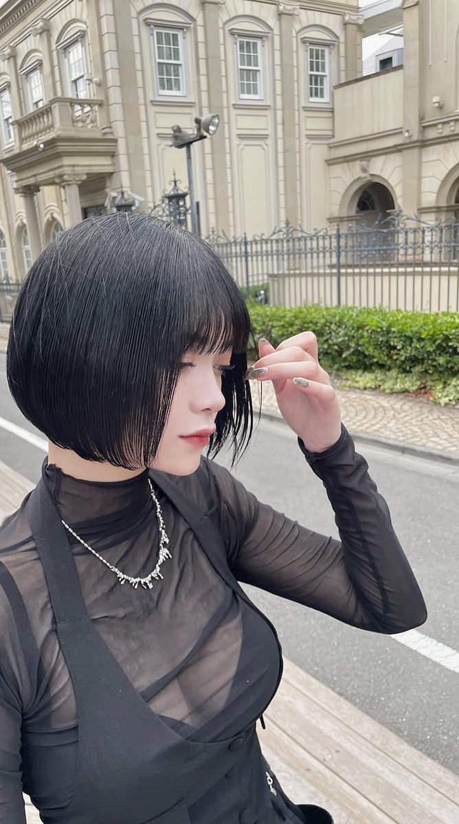 ゆりゆり on X: 肌加工だけですわよ t.coKOIkzFT3ft  X