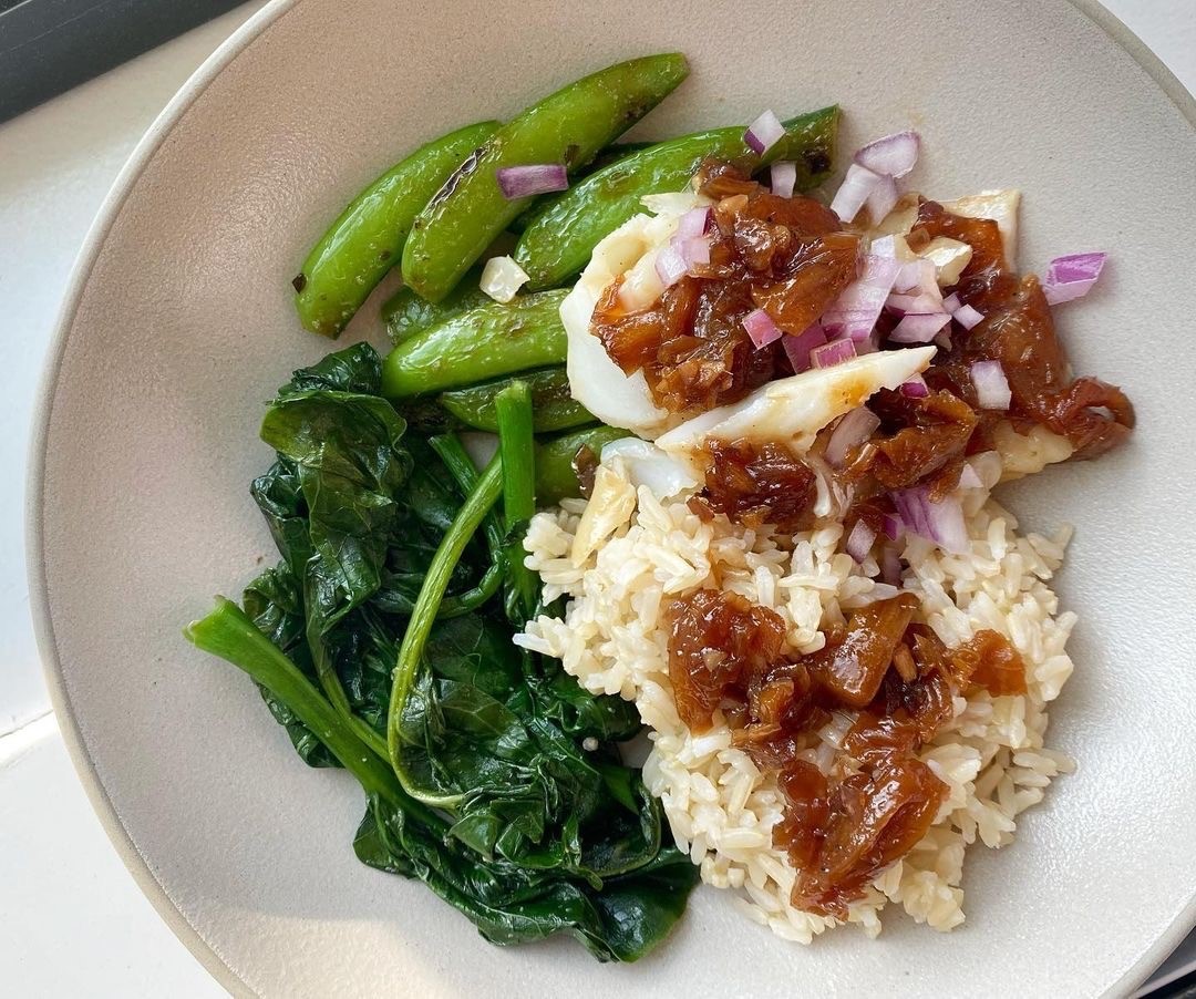 We want to see what you cook up with #AlaskaSeafood. Show us those hacks, recipes, plating skills and seafood hauls for a chance to be featured on our social channels. 

📷 and 🍽 courtesy of balancedbowls on Instagram!